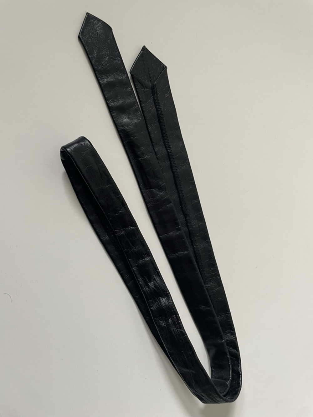 80s Vintage Timothy E Faux Leather Skinny Neckie Unisex Retro Goth Gothic